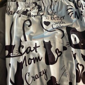 Cat Mom Graphic Lounge Pants - Black on Cream